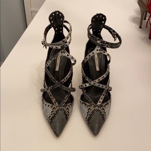 NWOT Zara heels